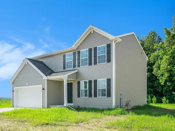 209 Whitetail Ln, Argos, IN 46501
