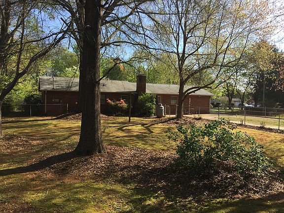 Mature trees, huge back yard
