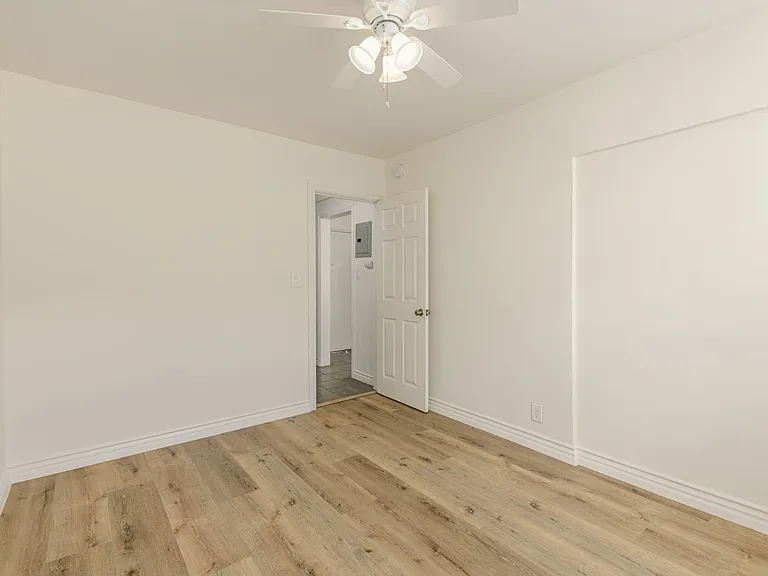 6871 Franklin Ave - Hollywood Cozmo — Photo 35