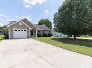 640 Hunters Ln, Anderson, SC 29625
