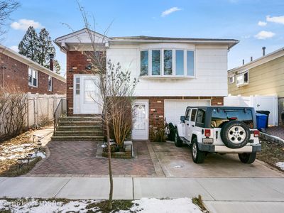 16 Poland Pl, Staten Island, NY, 10314