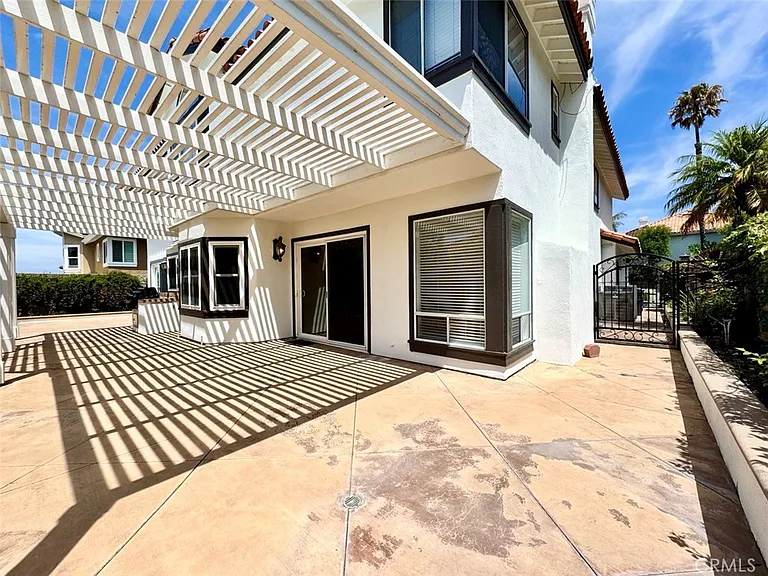 22511 Peartree — Photo 28