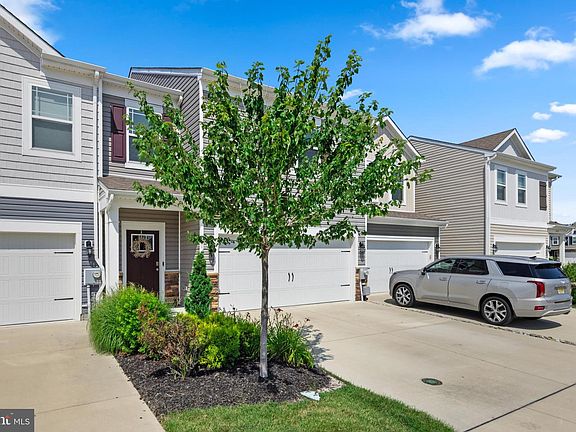3rd image of 36027 Nantasket Ave