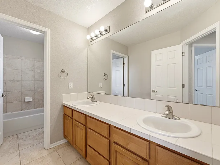 12211 S Grass River Trl — Photo 32