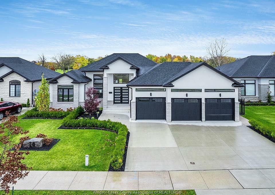 1st image of 14 Augusta Dr