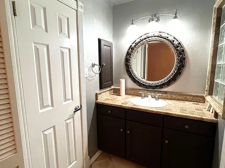 8423 Timber Brg — Photo 9