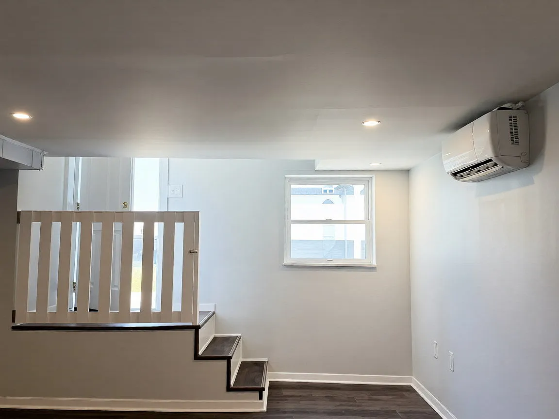2 bed, 1.0 bath, 860 sqft, $1,140 — Photo 1