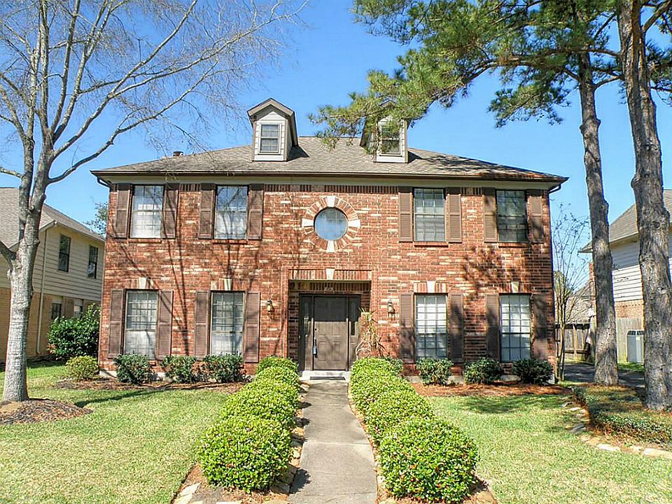 1st image of 815 Island Meadow Ct