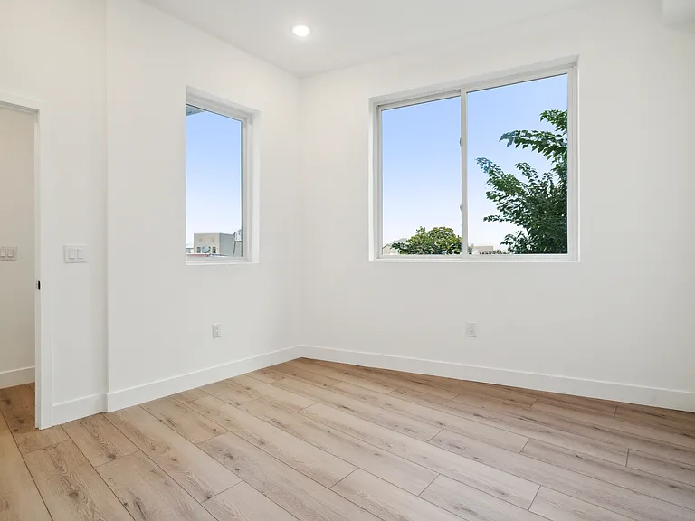 1621 Point Breeze Ave #4 — Photo 30