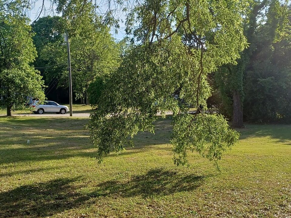 2nd image of 231 B St Lot 6
