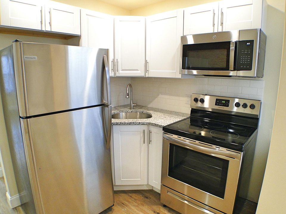 1st image of 2553 N Palethorp St #B