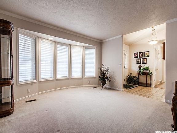 3rd image of 1770 S Sunridge Dr