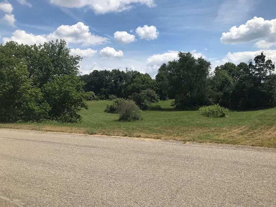 1st image of 4850 Hidden Shore Dr