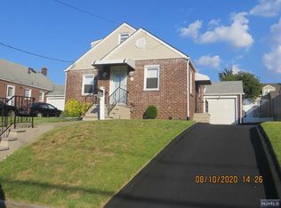 36 9th St, North Arlington, NJ 07031