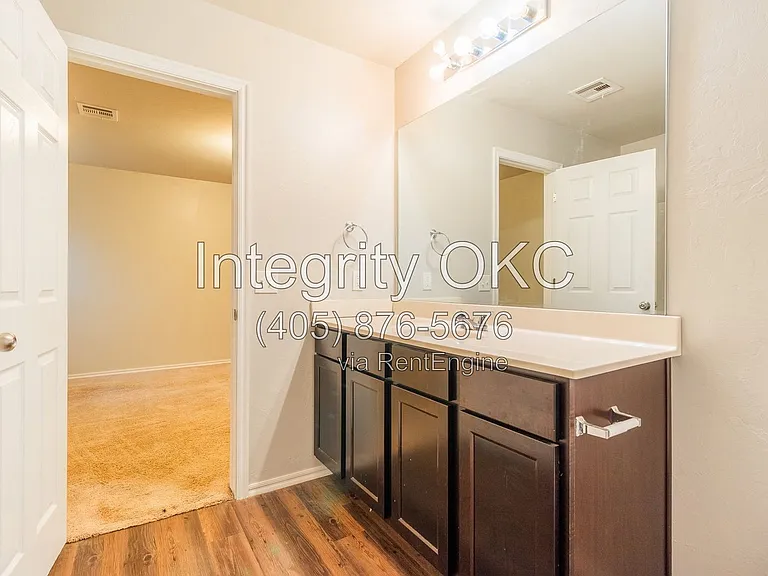 13233 Bridgewater Dr — Photo 26
