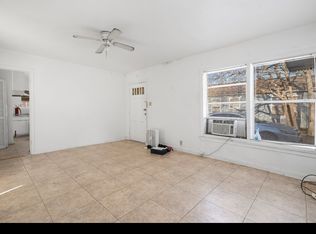 307 S Kansas St, La Porte, TX 77571
