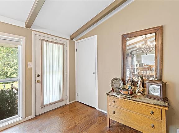 5th image of 50 NE Lake Shore Dr #X