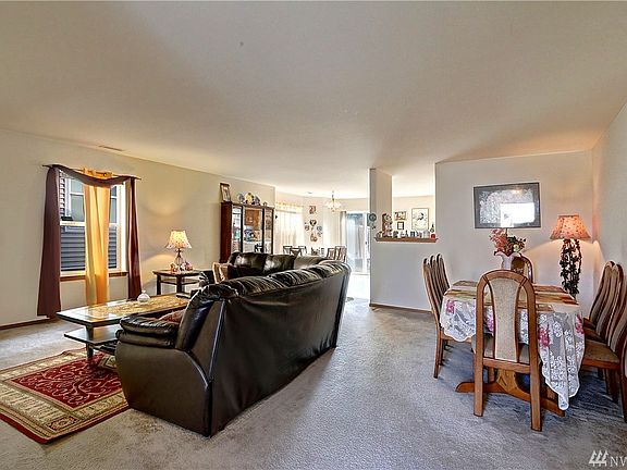 4th image of 17421 85th Avenue Ct E