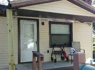 2126 Thomas Ct, Jacksonville, FL 32207