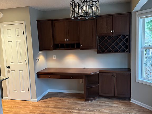 Office/eat in kitchen/dining rooom