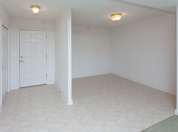 3rd image of 2301 Oakmont Way Unit 301