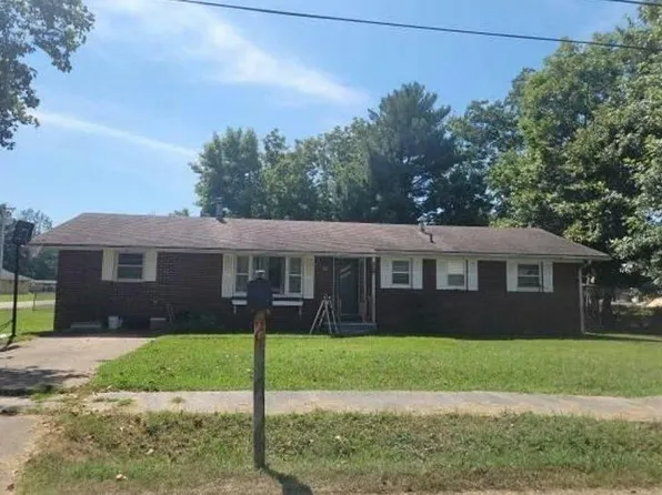200 E Victor St, Poplar Bluff, MO 63901