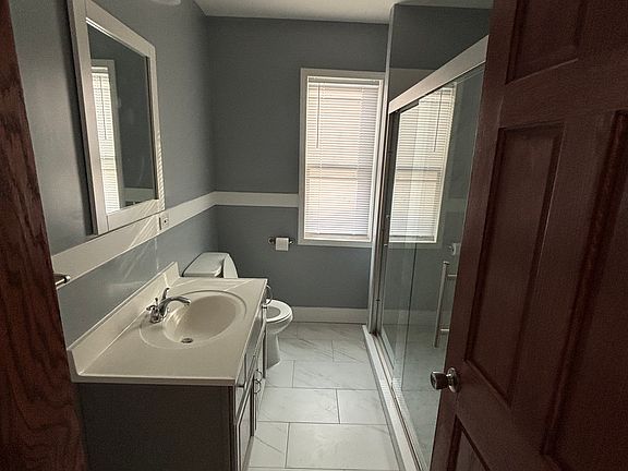 5th image of 2619 N Sayre Ave #2