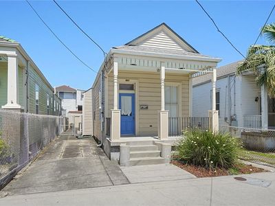 215 N Rendon St, New Orleans, LA, 70119