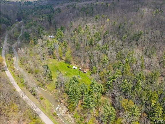 3rd image of 6116 Cunningham Creek Rd