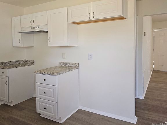 4th image of 6223 HAVEN VLY