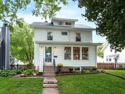2711 Davenport Ave, Davenport, IA, 52803