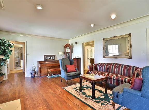 4th image of 3447 S 12th St