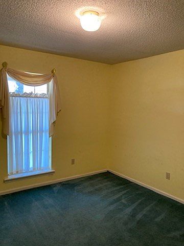 2nd image of 1112 Karen Ln