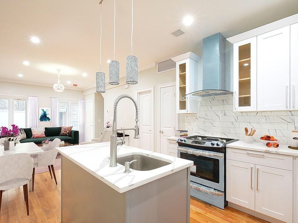 1st image of 221 Tompkins Ave