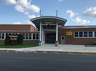 92 Buff Rd, Tenafly, NJ 07670