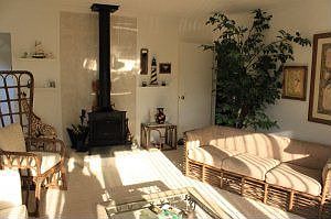 5th image of 300 1/2 Jasmine Ave