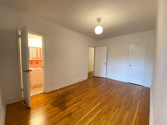 Rented by Lang Realty LLC | media 8