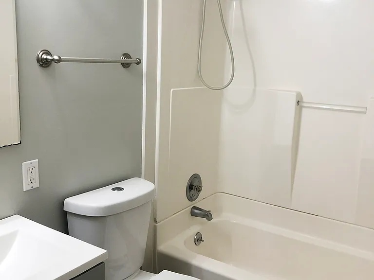 1816 Miller Dr — Photo 11