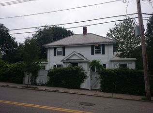 240 Aspinwall Ave, Brookline, MA 02446