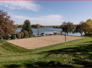 4060 Eau Claire Cir NE, Prior Lake, MN 55372