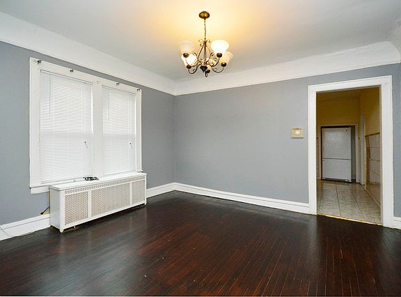 5th image of 3653 N Bernard St