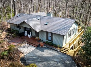 145 Rhododendron Ct, Sapphire, NC 28774