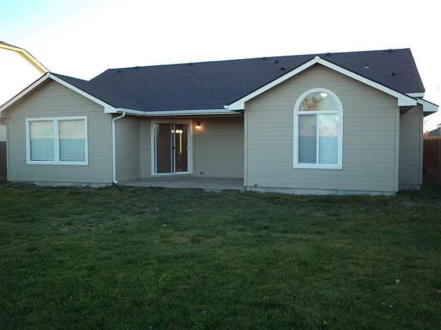 8456 W Harmonica Way — Photo 14