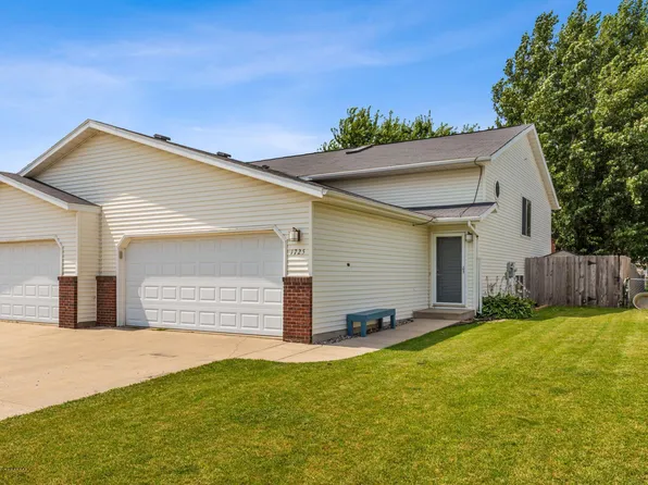 1725 50th St S, Fargo, ND 58103