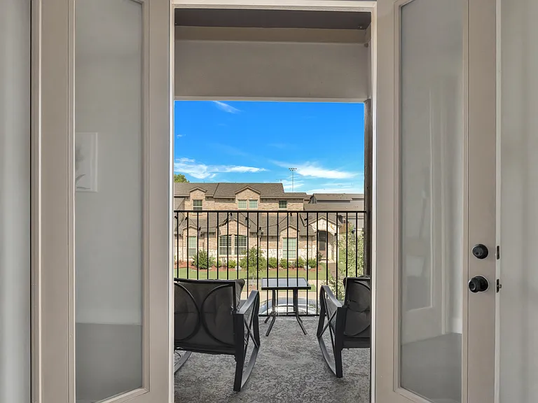 3017 Solana Cir — Photo 22