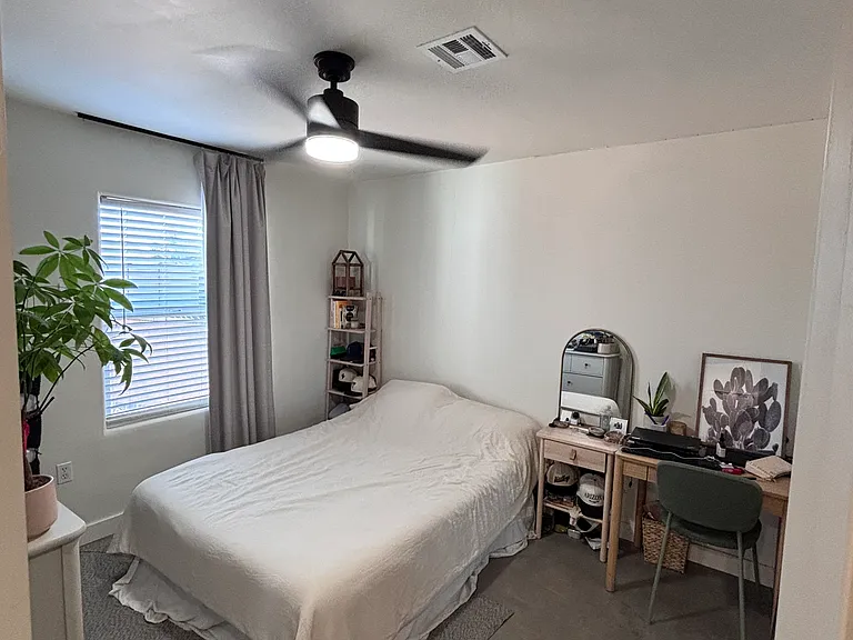 926 E Turney Ave — Photo 12
