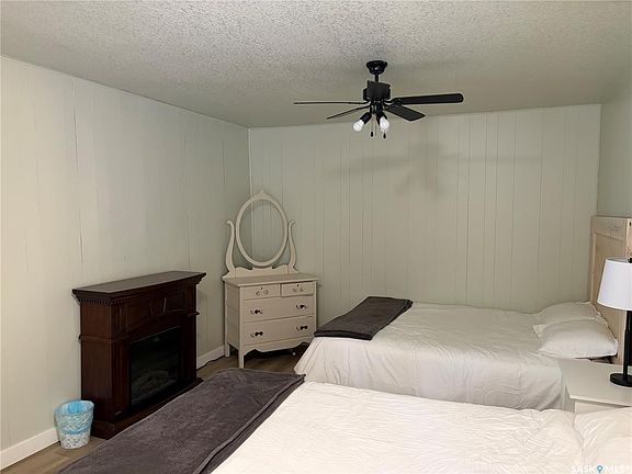 5th image of 330 1st AVENUE N