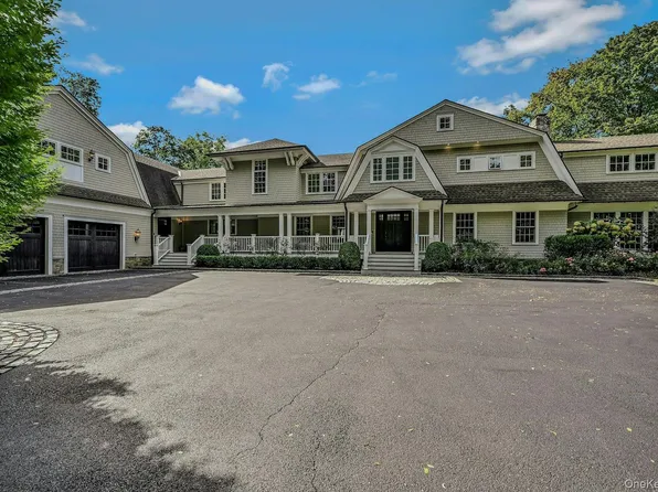 192 Burtis Lane, Muttontown, NY 11791