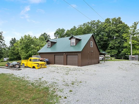 4th image of 1807 Zion Ln