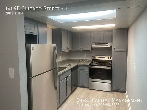 2nd image of 1409B E Chicago St #5